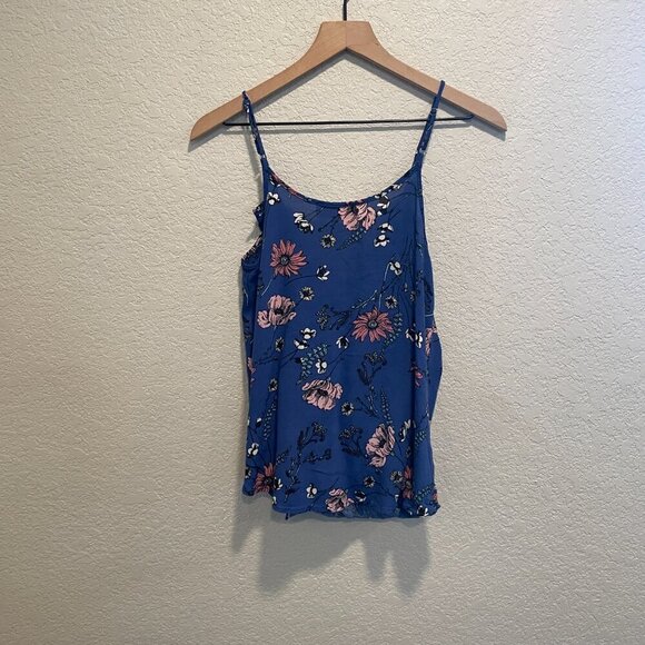 Braeve Blue Floral Ruffle Front Cami Tank Size Small - Picture 6 of 6